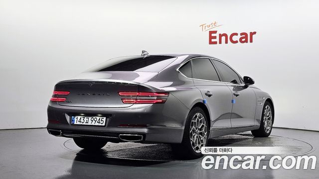 Genesis G80 2022 — photo 2