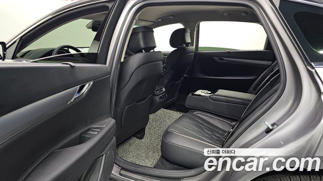 Genesis G80 2022 — photo 18