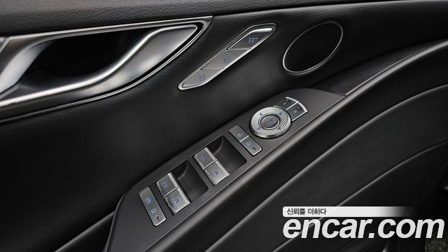 Genesis G80 2022 — photo 30
