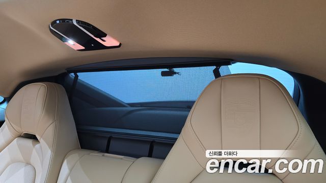 Porsche Panamera 2023 — photo 24