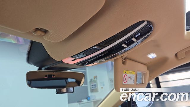 Porsche Panamera 2023 — photo 25