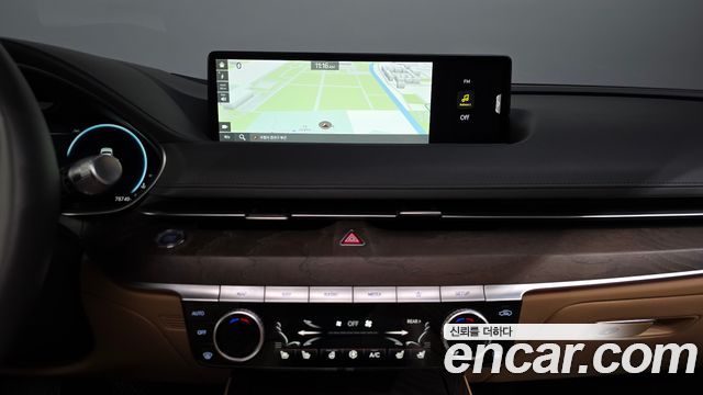 Genesis G80 2022 — photo 20