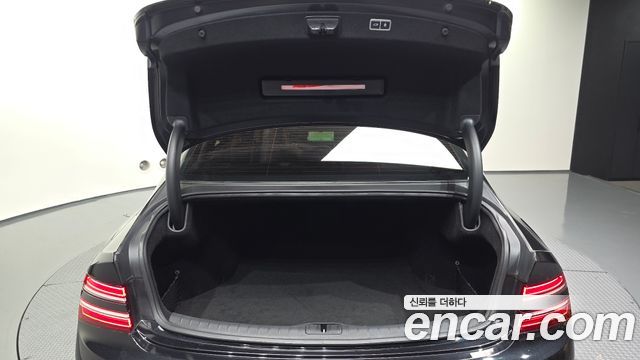 Genesis G80 2022 — photo 26