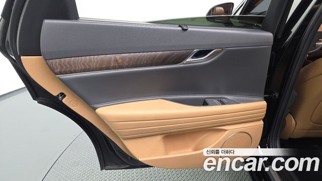 Genesis G80 2022 — photo 15