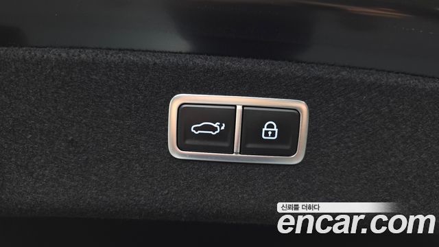 Genesis G80 2022 — photo 30