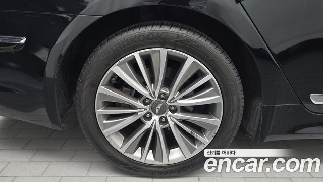 Hyundai Genesis 2013 — photo 5