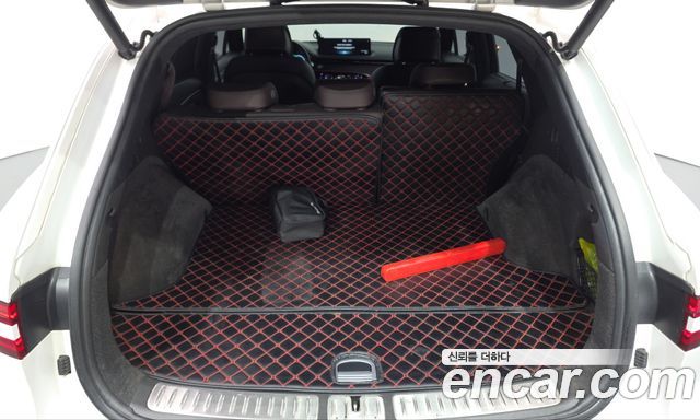 Genesis GV70 2021 — photo 25