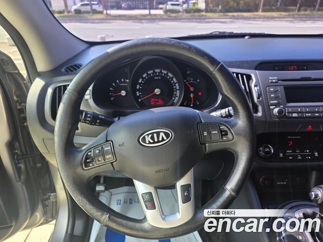 Kia Sportage 2012 — photo 7