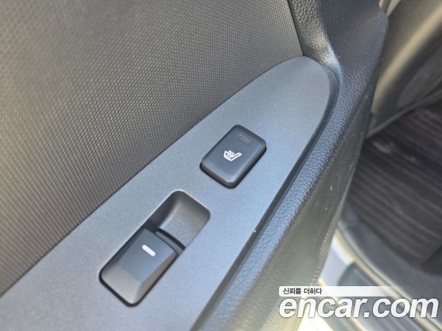 Kia Sportage 2012 — photo 17