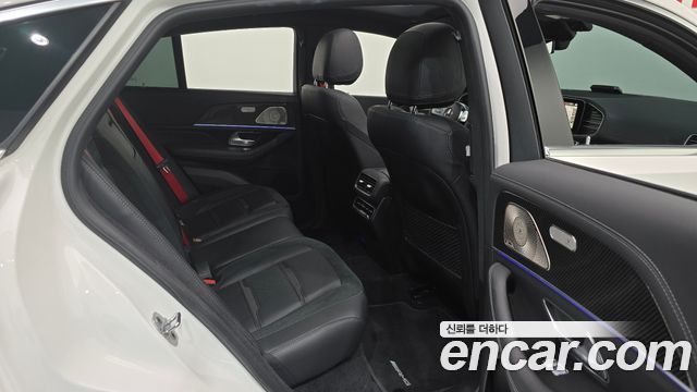 Mercedes-Benz GLE-Class 2023 — photo 17