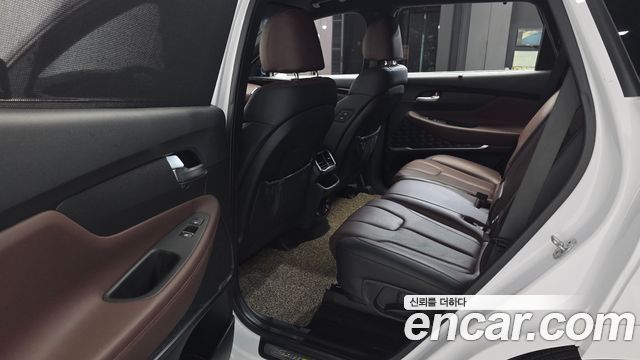 Hyundai Santafe 2020 — photo 16