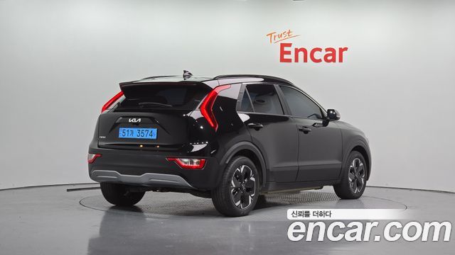 Kia Niro 2024 — photo 2