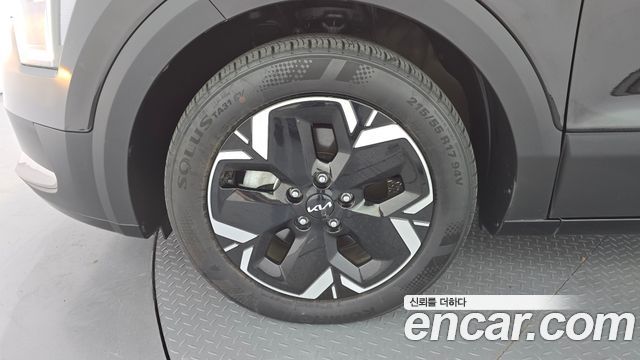 Kia Niro 2024 — photo 5