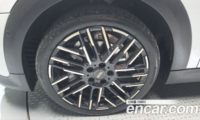 Mini Cooper 2025 — photo 5