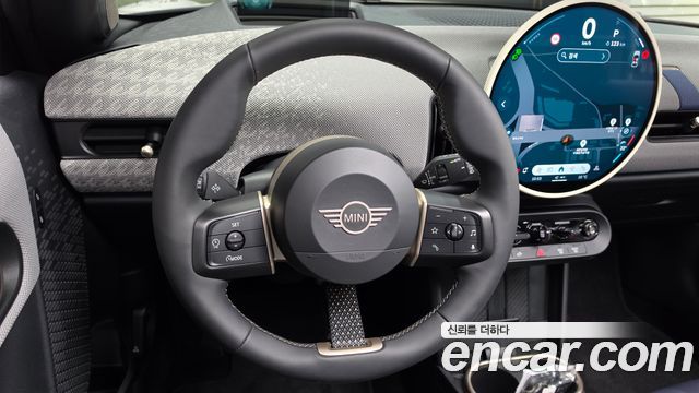 Mini Cooper 2025 — photo 18