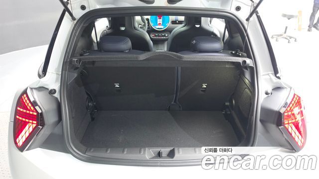 Mini Cooper 2025 — photo 26