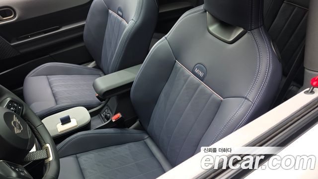 Mini Cooper 2025 — photo 29