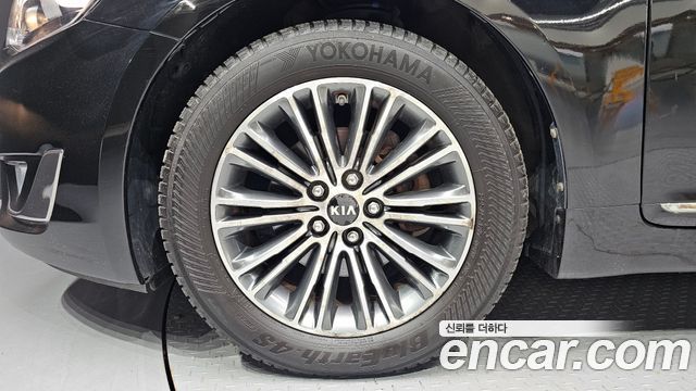 Kia K7 2015 — photo 5