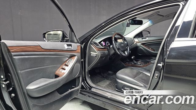 Kia K7 2015 — photo 13