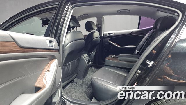 Kia K7 2015 — photo 17