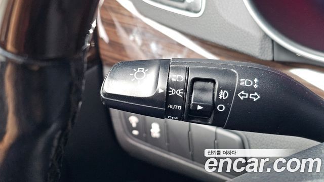 Kia K7 2015 — photo 27