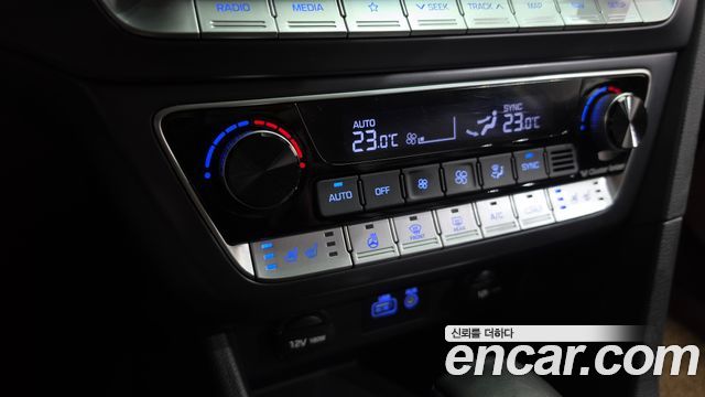 Hyundai Sonata 2019 — photo 30