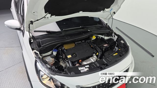 Peugeot 2008 2019 — photo 6