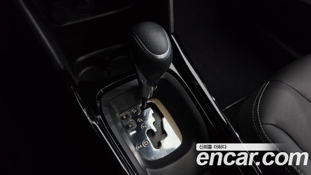 Peugeot 2008 2019 — photo 9