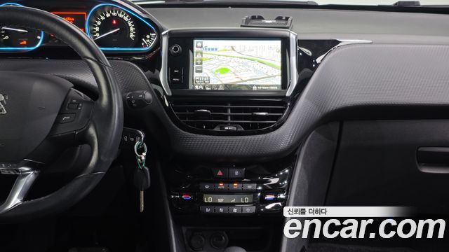 Peugeot 2008 2019 — photo 14