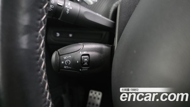 Peugeot 2008 2019 — photo 17