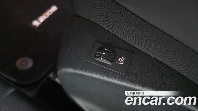 Peugeot 2008 2019 — photo 19