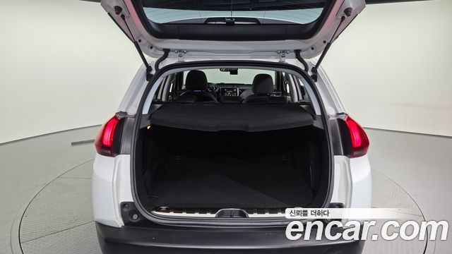 Peugeot 2008 2019 — photo 20