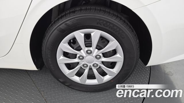 Kia K3 2024 — photo 7