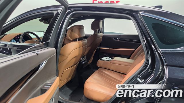 Genesis G80 2022 — photo 17