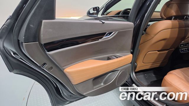 Genesis G80 2022 — photo 15