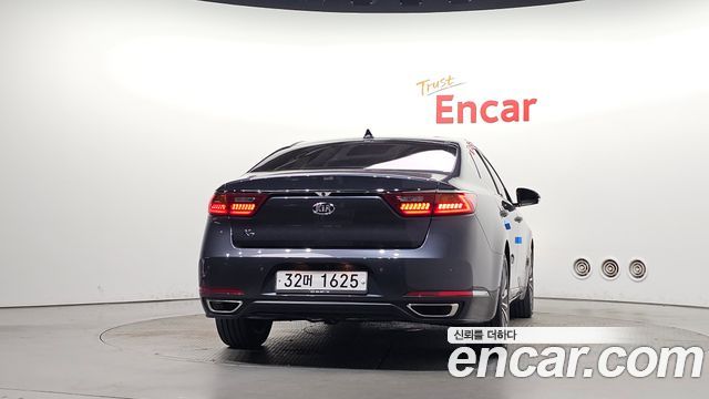 Kia K7 2018 — photo 4