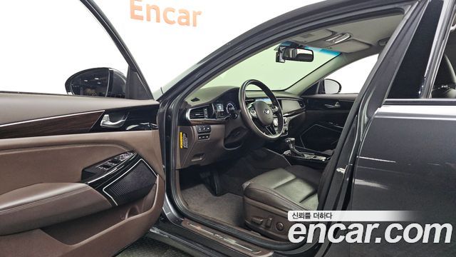 Kia K7 2018 — photo 13