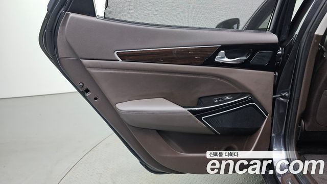 Kia K7 2018 — photo 15