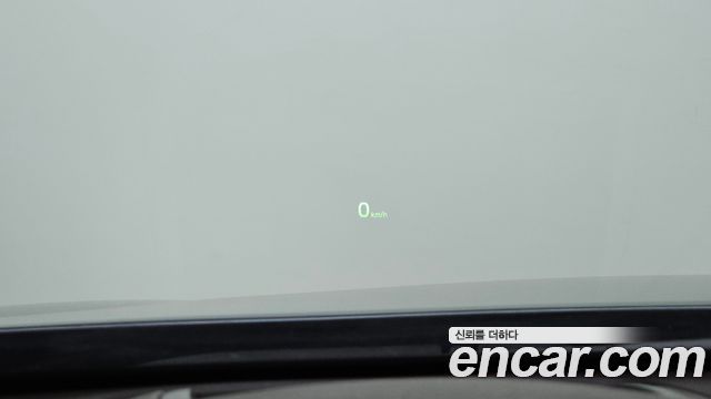 Kia K7 2018 — photo 29