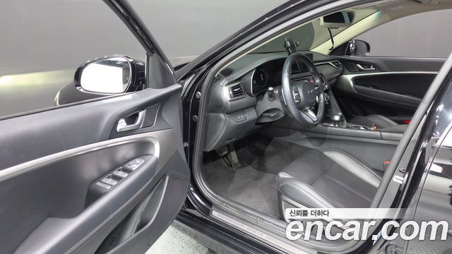 Genesis G70 2022 — photo 13