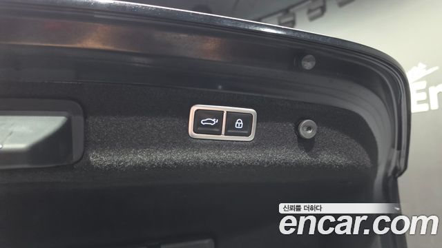Genesis G70 2022 — photo 27