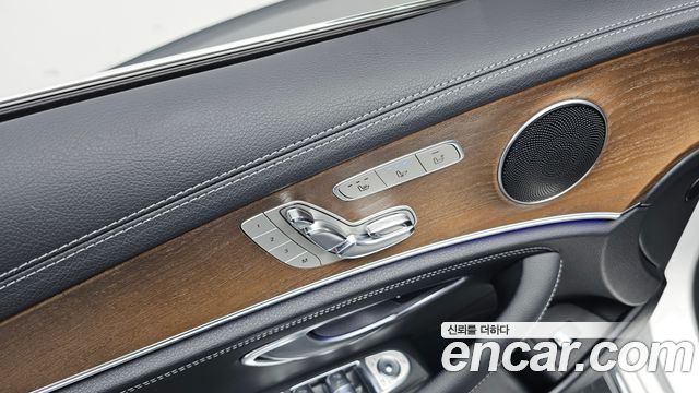 Mercedes-Benz E-Class 2017 — photo 20