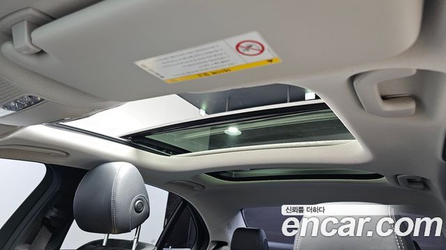 Mercedes-Benz E-Class 2017 — photo 34