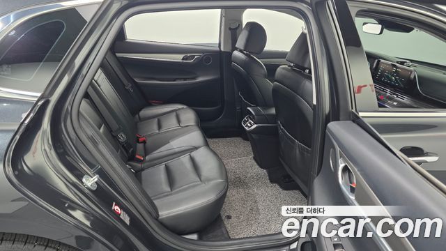 Hyundai Grandeur 2022 — photo 18
