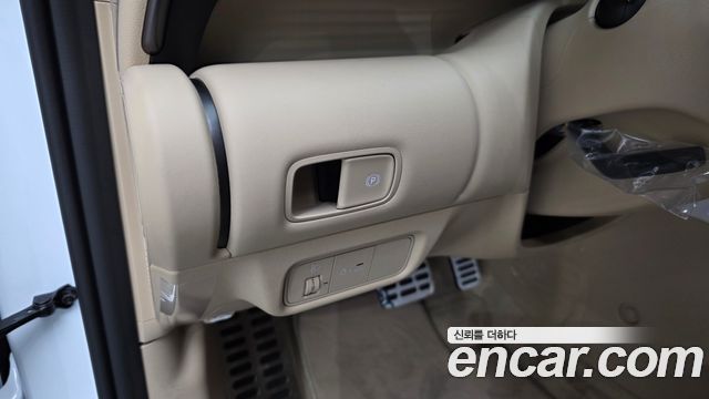 Hyundai AVANTE 2027 — photo 31