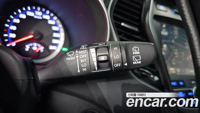Hyundai Santafe 2014 — photo 23