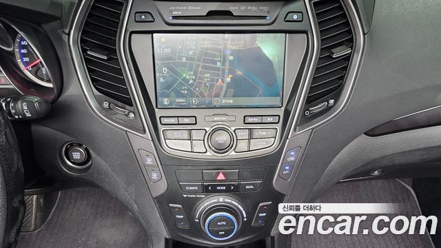 Hyundai Santafe 2014 — photo 25