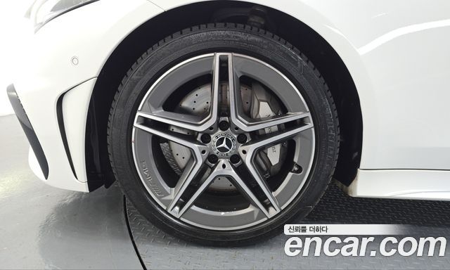 Mercedes-Benz CLS-Class 2023 — photo 5