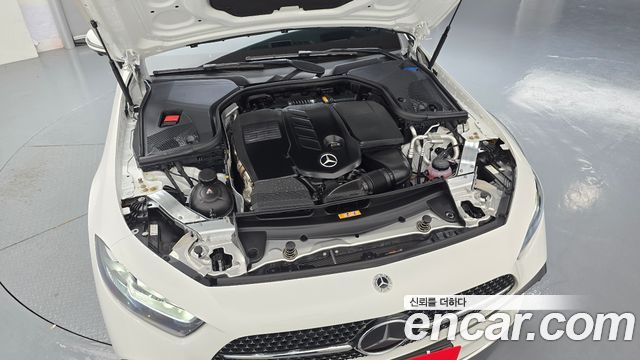 Mercedes-Benz CLS-Class 2023 — photo 6