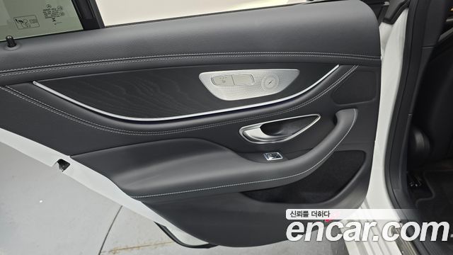 Mercedes-Benz CLS-Class 2023 — photo 15